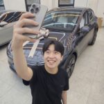 “요즘 카푸어의 상징은 테슬라 모델Y?” SNS 인증문화와 MZ세대 소비 트렌드, 전기차 유지비 현실, 보여주기식 소비 심리를 객관적으로 분석해봅니다.